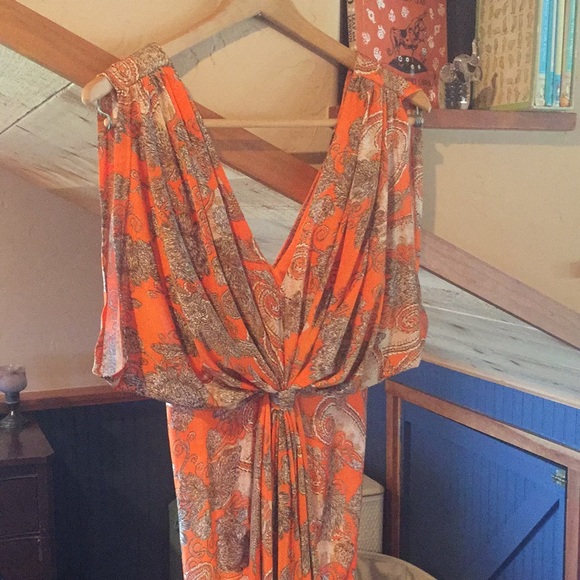 Vibrant semi-formal maxi dress - Picture 2 of 4